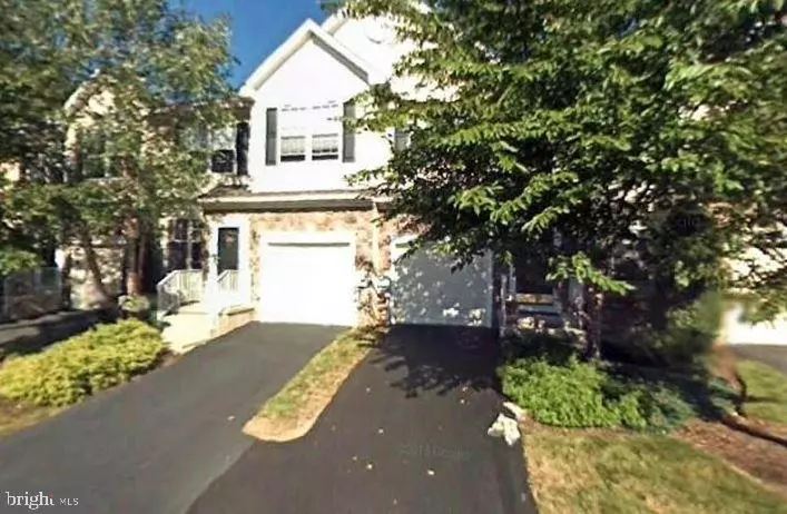 3403 MAPLEVALE CIR, Newtown Square, PA 19073