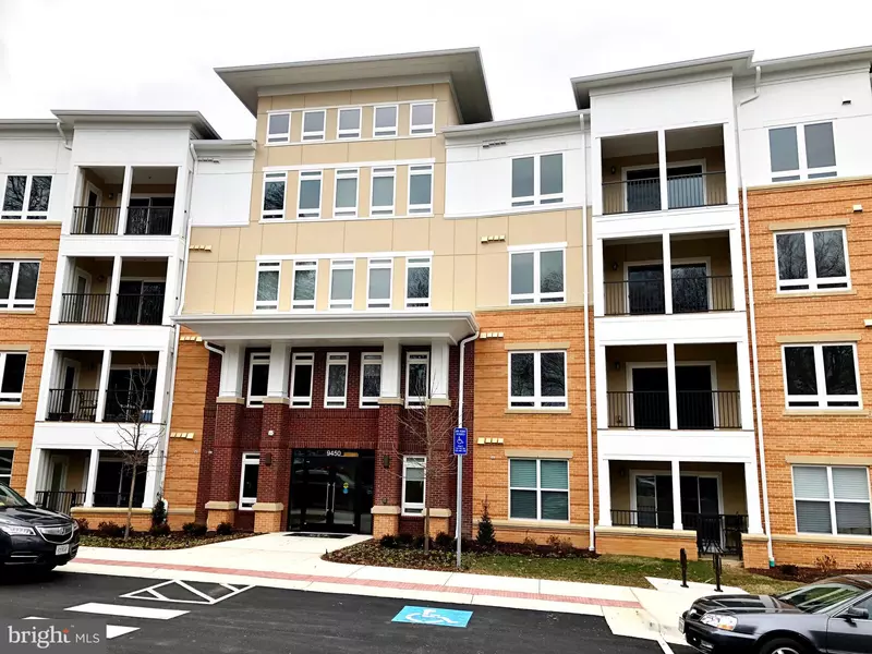 9450 SILVER KING CT #307, Fairfax, VA 22031