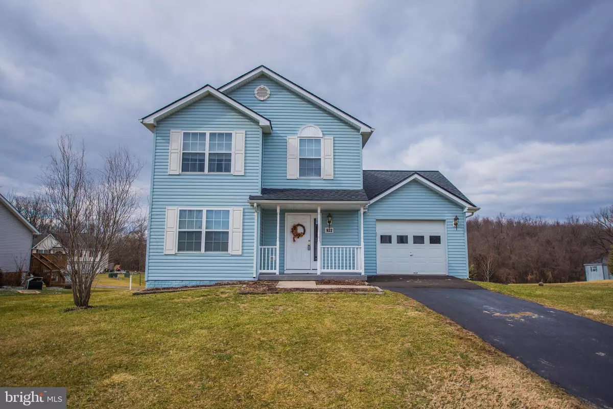 Ranson, WV 25438,922 OAK LEE DR