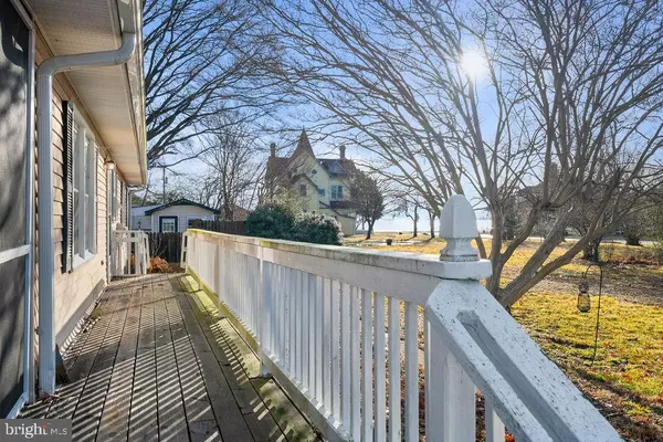 Colonial Beach, VA 22443,816 LOSSING AVE