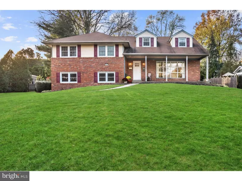 610 BERGEN DR, Cinnaminson, NJ 08077