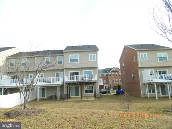 Waldorf, MD 20602,11723 PALM DESERT PL