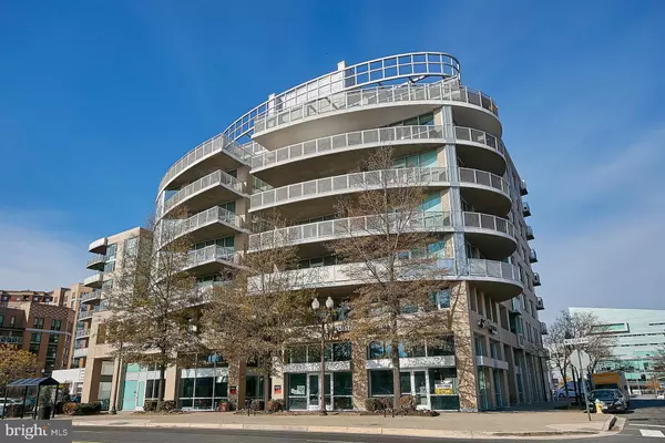 3409 WILSON BLVD #801, Arlington, VA 22201