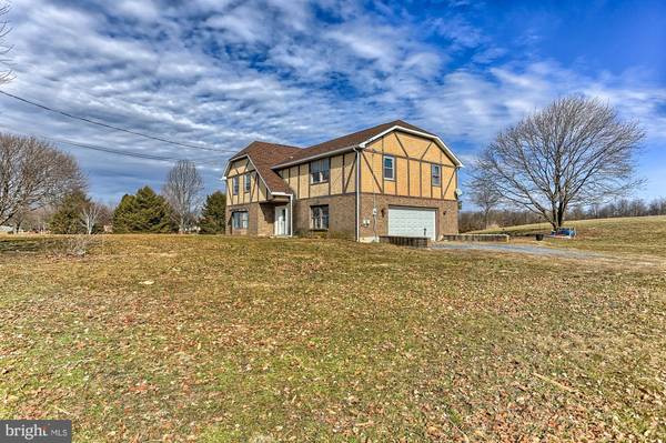 13218 GEARHART RD, Greencastle, PA 17225