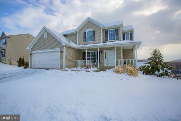 6 WILBUR DR, Sinking Spring, PA 19608