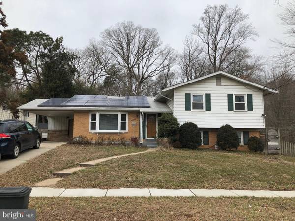 6902 NASHVILLE RD, Lanham, MD 20706