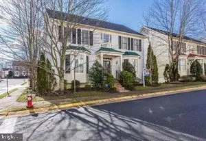 6461 CHEYENNE DR, Alexandria, VA 22312