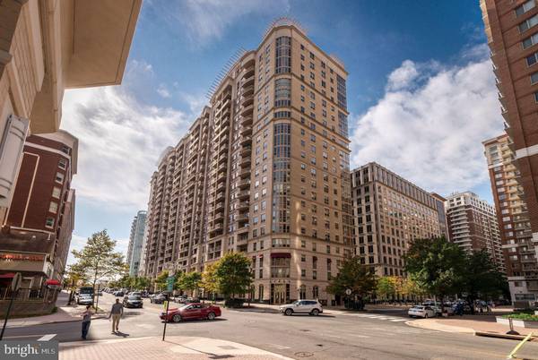 888 N QUINCY ST #804, Arlington, VA 22203