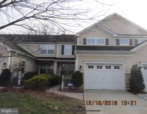 65 STERN LIGHT DR, Mount Laurel, NJ 08054