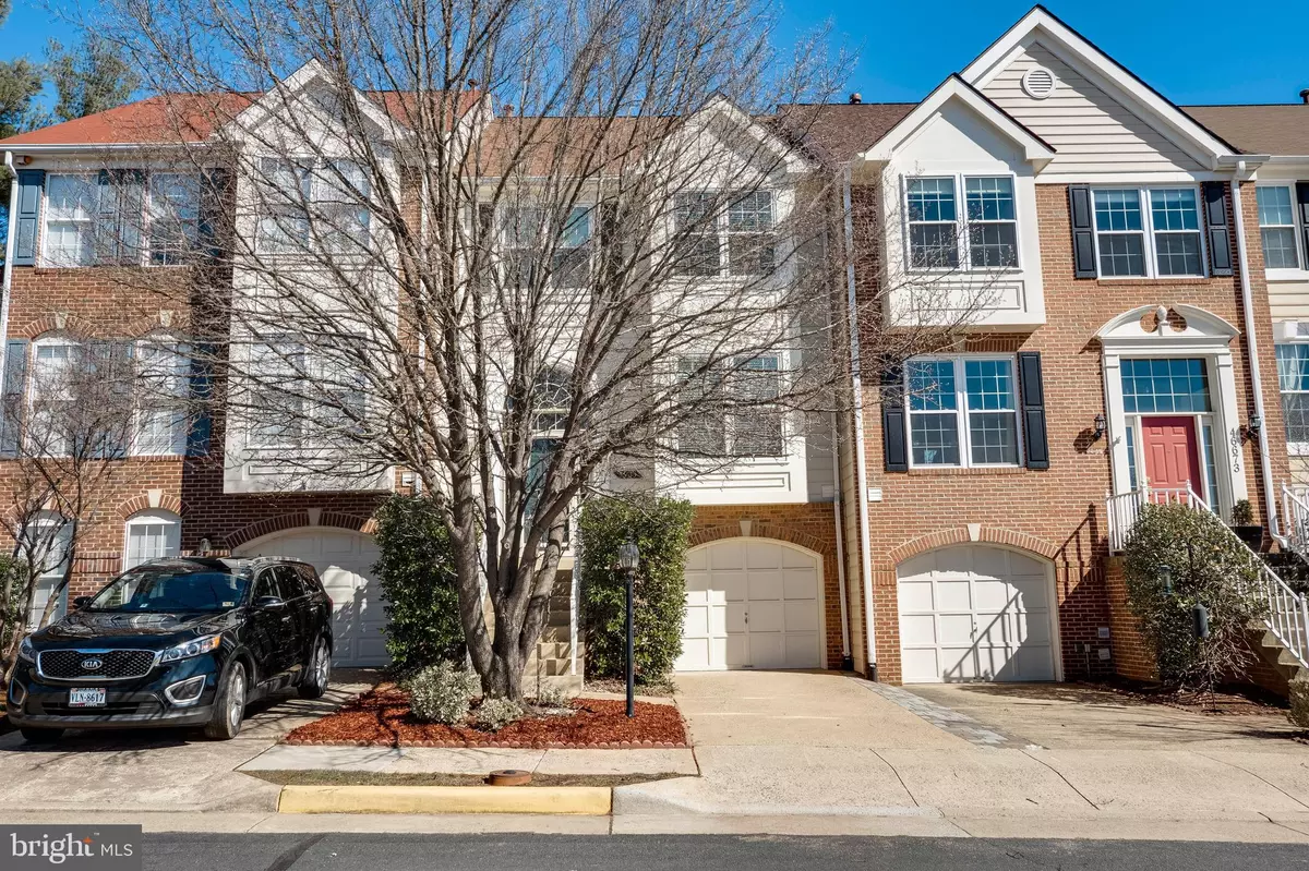 Sterling, VA 20165,46675 ASHMERE SQ