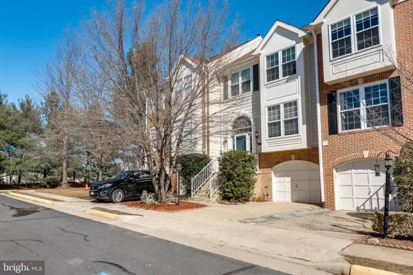 Sterling, VA 20165,46675 ASHMERE SQ