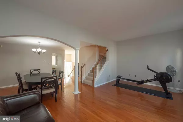 Sterling, VA 20165,46675 ASHMERE SQ