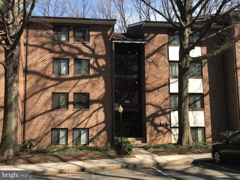 1556 NORTHGATE SQ #12B, Reston, VA 20190