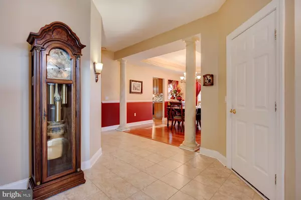 Lakewood, NJ 08701,172 ENCLAVE