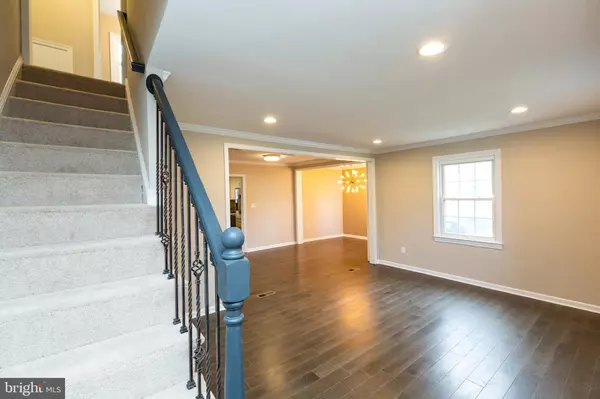 Laurel, MD 20707,916 NICHOLS DR