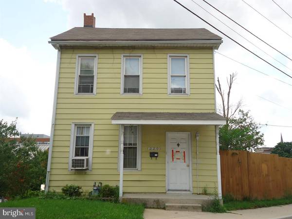 229 COTTAGE HILL RD, York, PA 17401