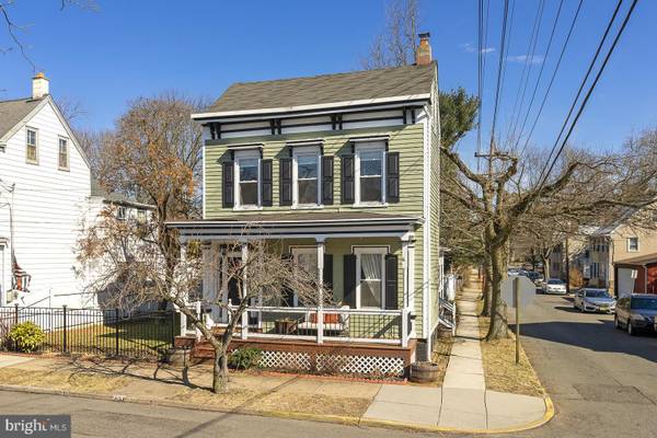 433 PRINCE ST, Bordentown, NJ 08505