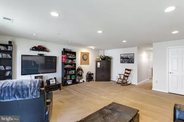 Baltimore, MD 21225,775 GRAPE VINE LOOP