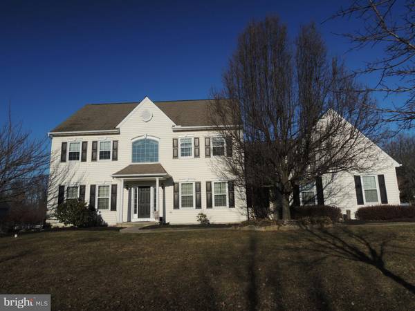 231 BRIARWOOD DR, Sellersville, PA 18960