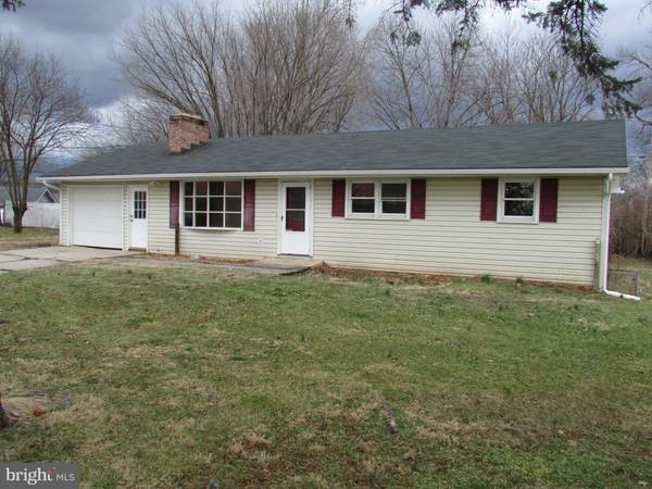 126 EVERGREEN DR, Martinsburg, WV 25405