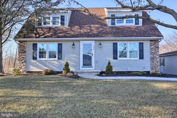 505 SHELLEYS LN, Etters, PA 17319