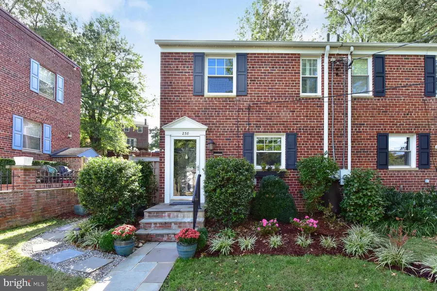 238 BURGESS AVE, Alexandria, VA 22305