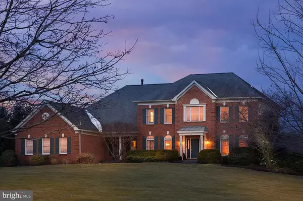 4 COURY RD, Hillsborough, NJ 08844