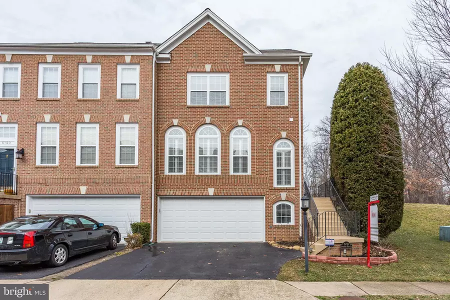 5718 GOVERNORS POND CIR, Alexandria, VA 22310