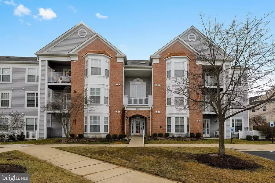 657 BURTONS COVE WAY #5, Annapolis, MD 21401