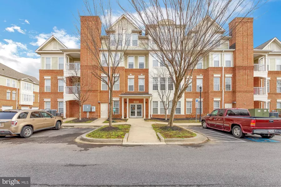 800 EDELEN STATION PL #102, La Plata, MD 20646