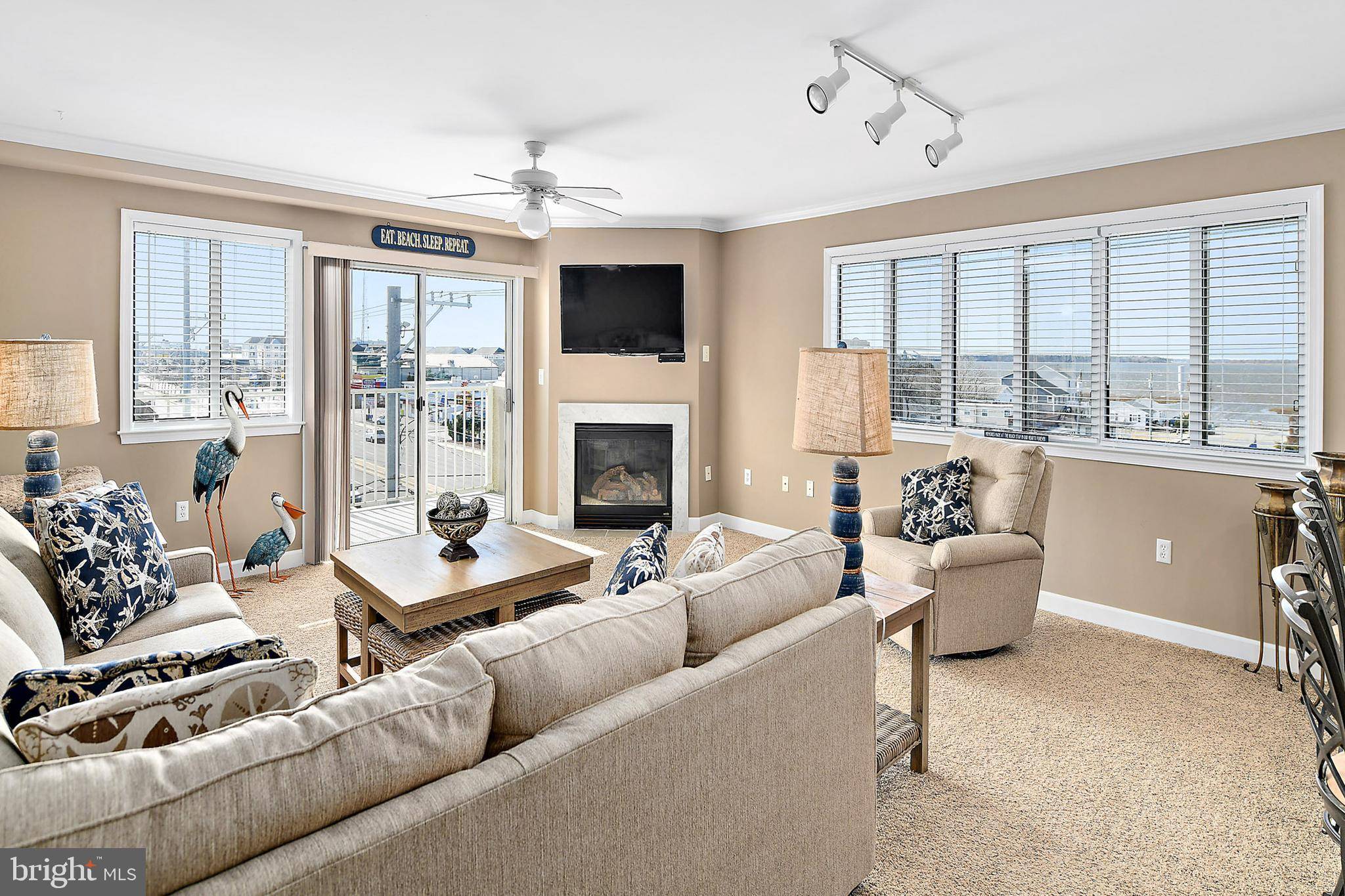 Ocean City, MD 21842,7402 COASTAL HWY #304