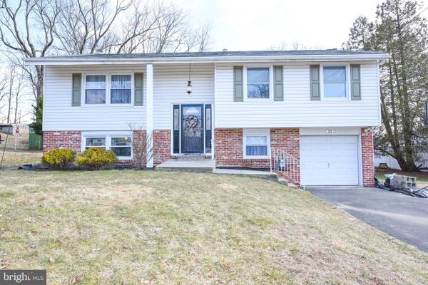 249 CENTENNIAL RD, Warminster, PA 18974