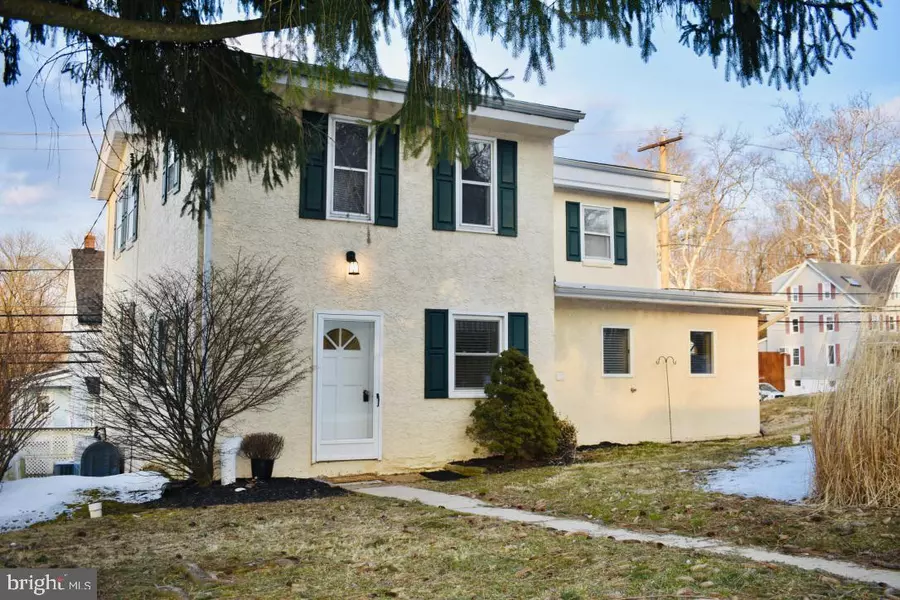 4361 ASTON MILLS RD, Aston, PA 19014