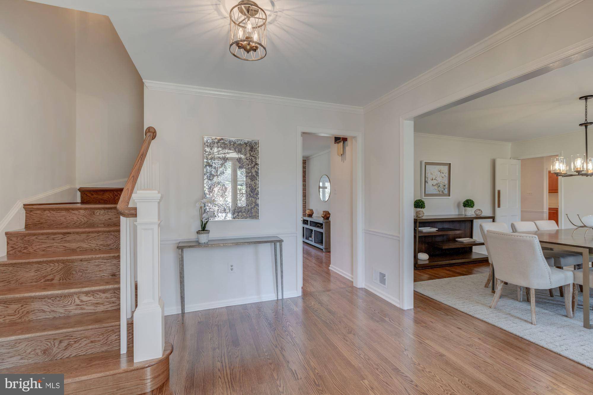 Mclean, VA 22102,8451 HOLLY LEAF DRIVE