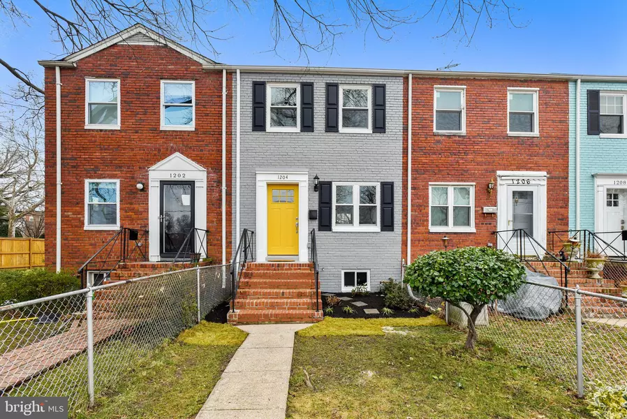 1204 FRANKLIN ST, Alexandria, VA 22314