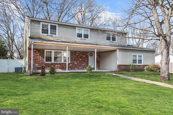 1606 RIVERS EDGE DR, Delanco, NJ 08075