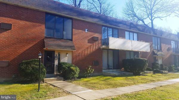 100 E GLENOLDEN AVE #E25, Glenolden, PA 19036