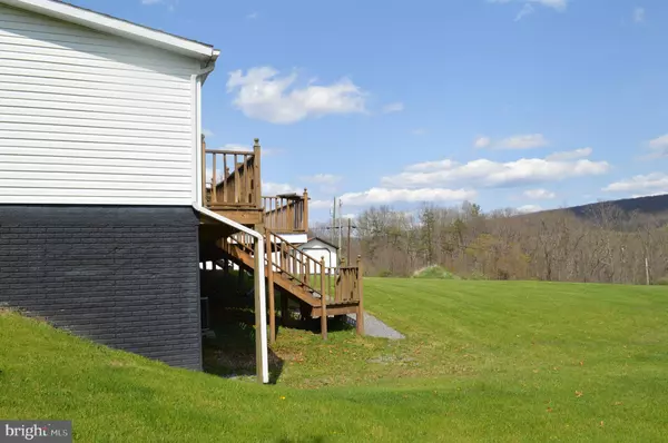 Berkeley Springs, WV 25411,213 RUPPENTHAL RD