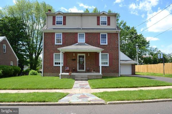 21 S FOX ST, Jenkintown, PA 19046