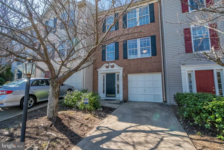 19905 RIDGECREST SQ, Ashburn, VA 20147