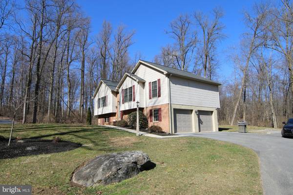 1475 TURNPIKE RD, Elizabethtown, PA 17022