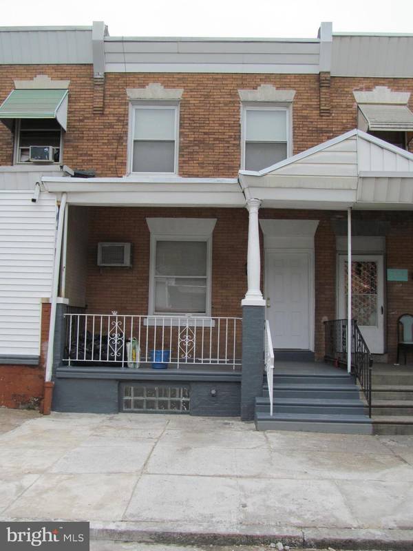 2217 S FELTON ST, Philadelphia, PA 19142