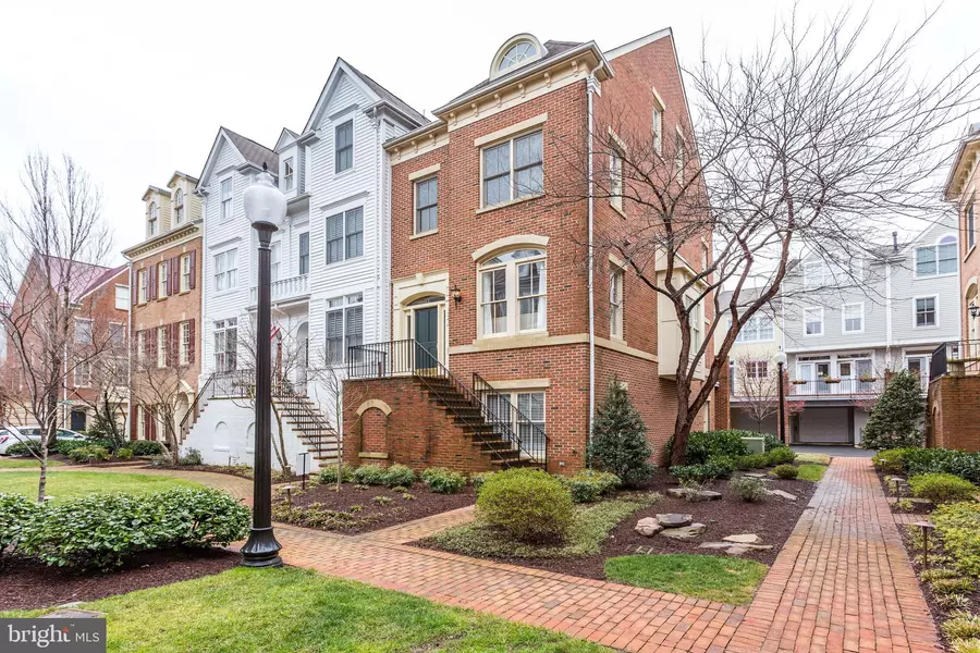 723 FORDS LANDING WAY, Alexandria, VA 22314