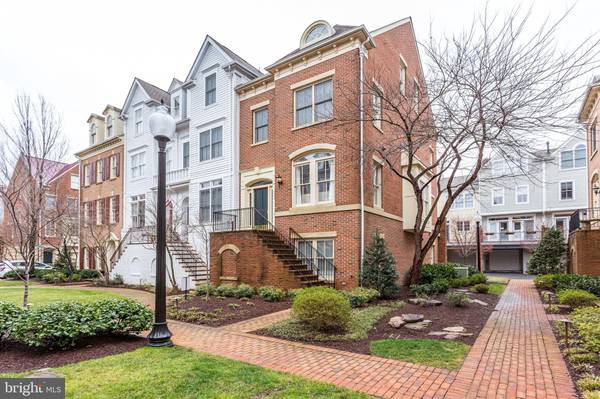 723 FORDS LANDING WAY, Alexandria, VA 22314