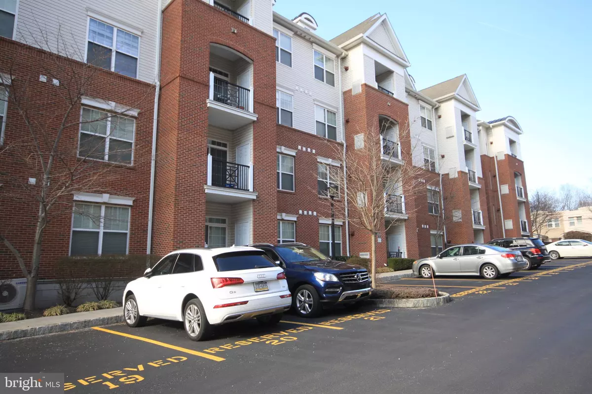 Conshohocken, PA 19428,350 W ELM ST #3321