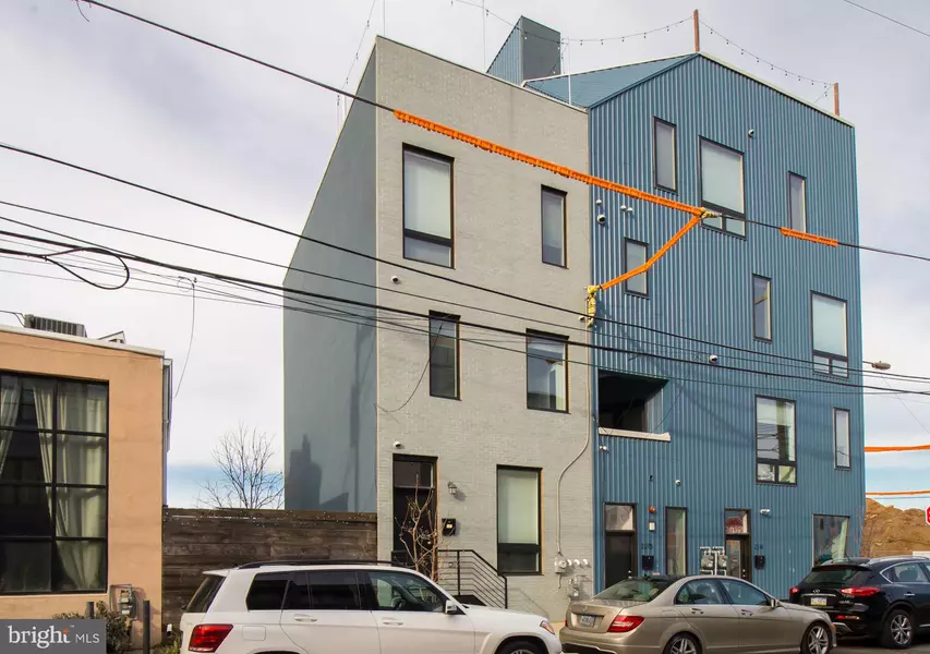 231 W THOMPSON ST, Philadelphia, PA 19122