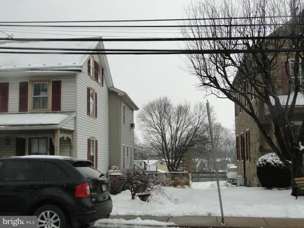 Terre Hill, PA 17581,302 BROAD ST