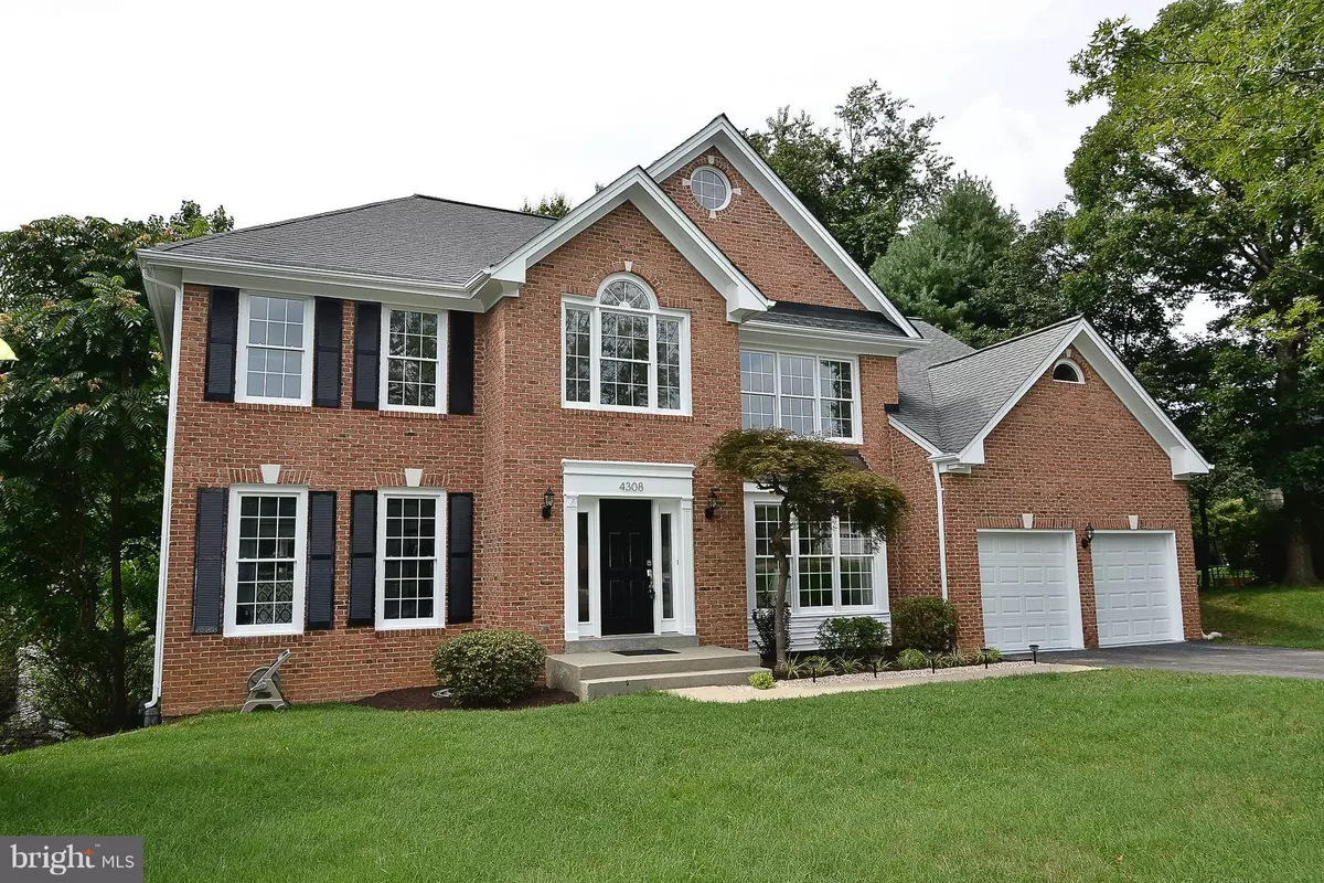 Annandale, VA 22003,4308 OAK HILL DR