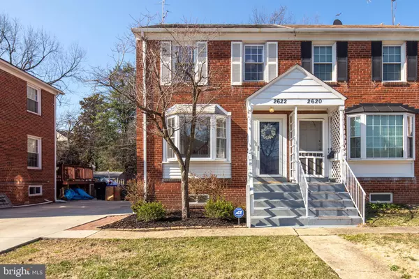 2622 S UHLE ST, Arlington, VA 22206