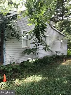 Paeonian Springs, VA 20129,16950 OLIVER ST